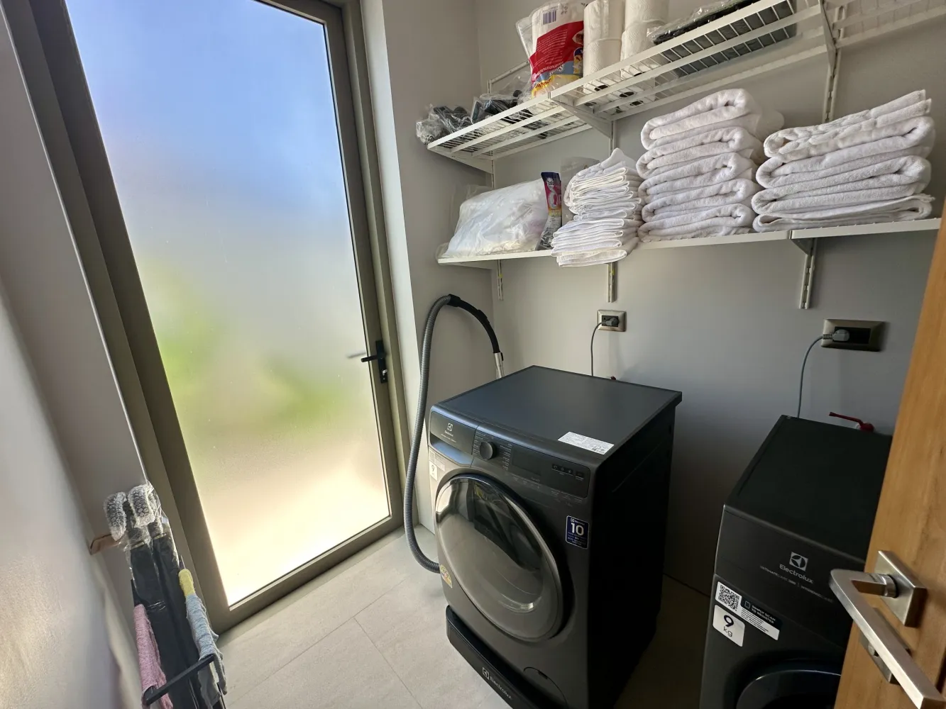 Property image - full photo 42