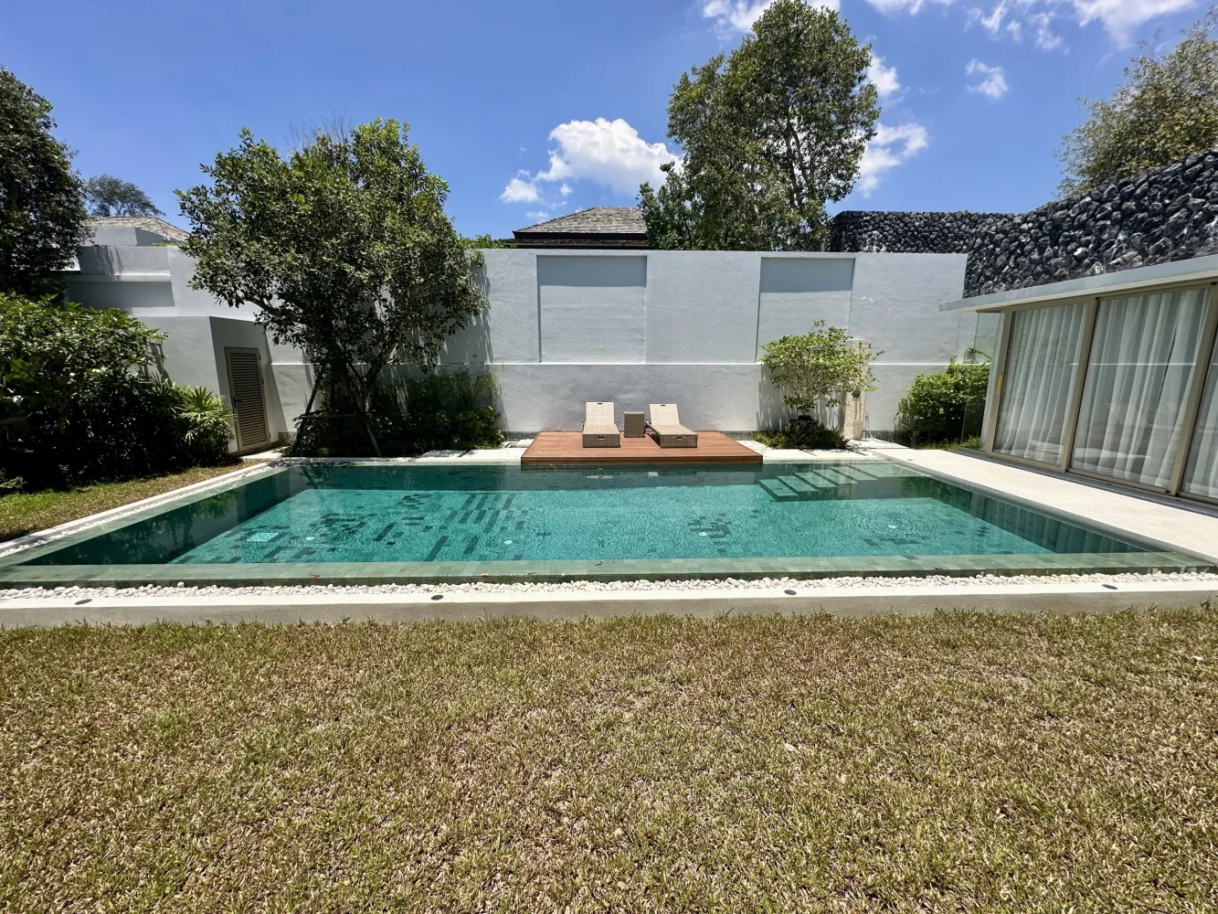 Property image - full photo 15