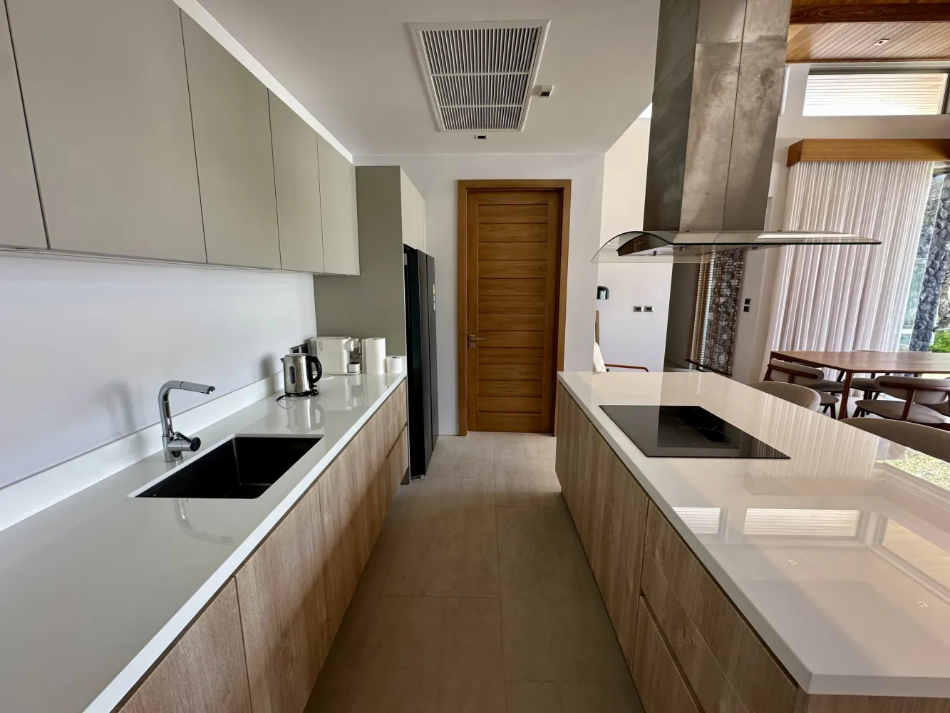 Property image - full photo 16