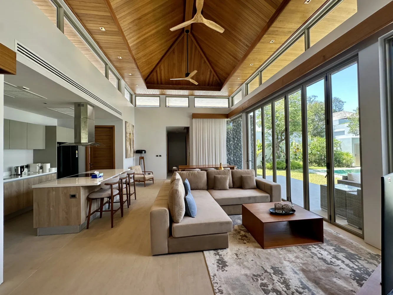 Property image - full photo 21