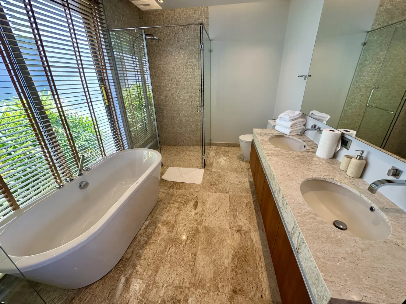 Property image - full photo 48