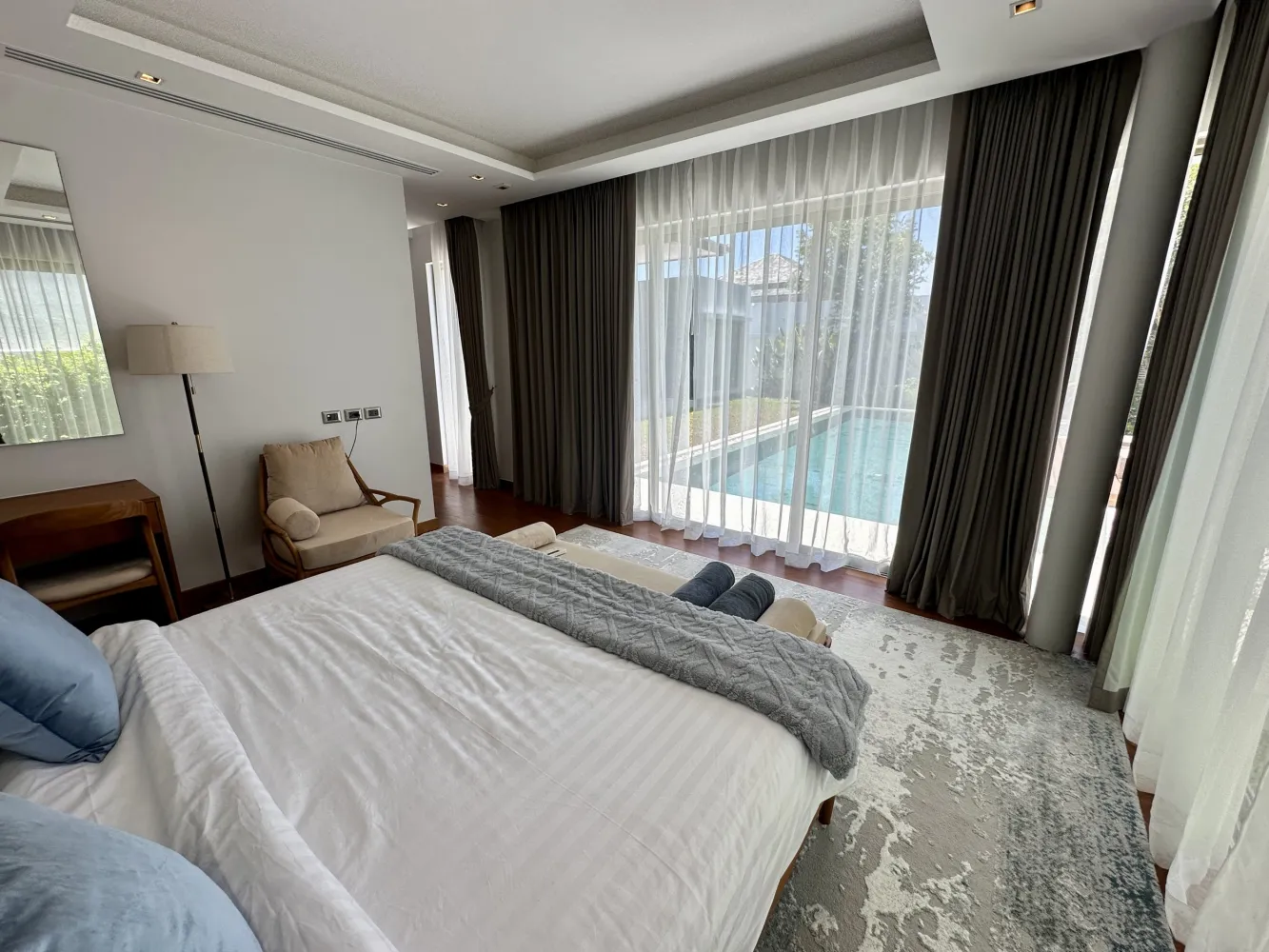 Property image - full photo 27