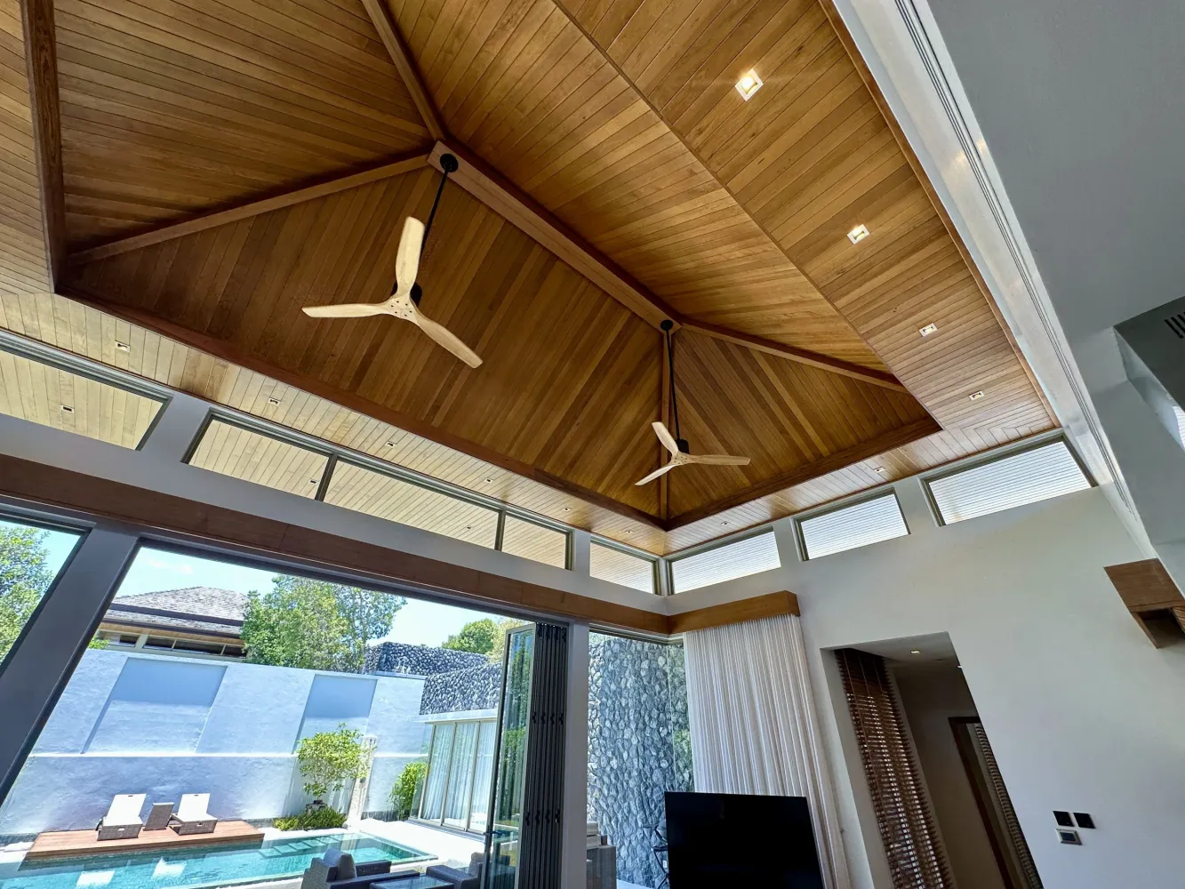 Property image - full photo 19