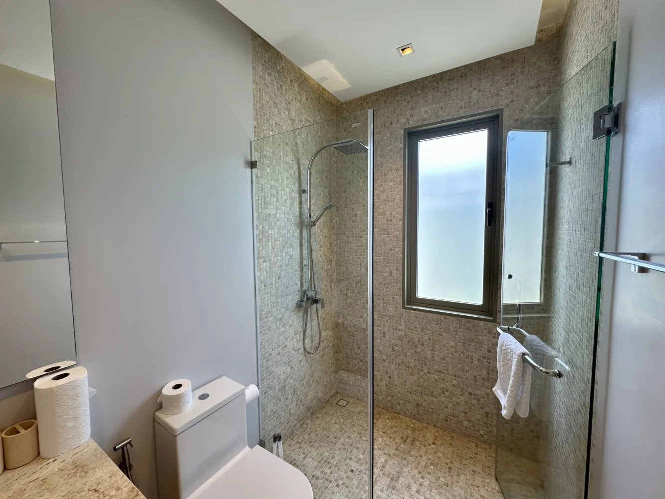 Property image - full photo 58