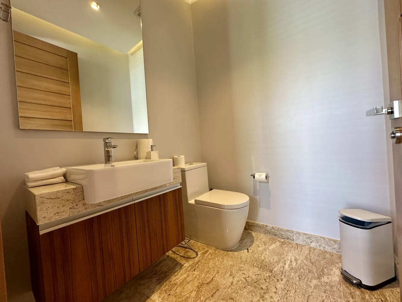 Property image - full photo 59