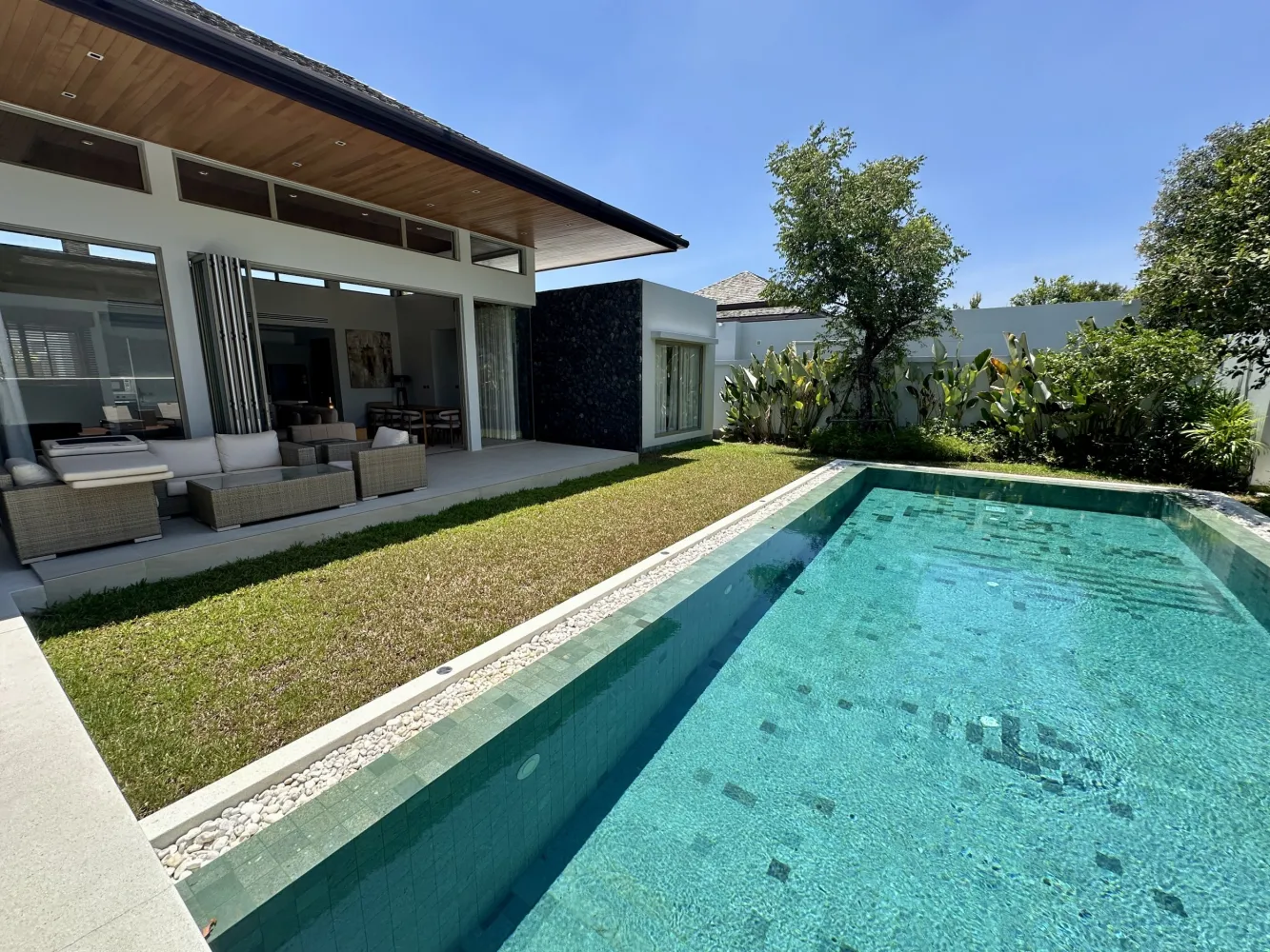 Property image - full photo 66