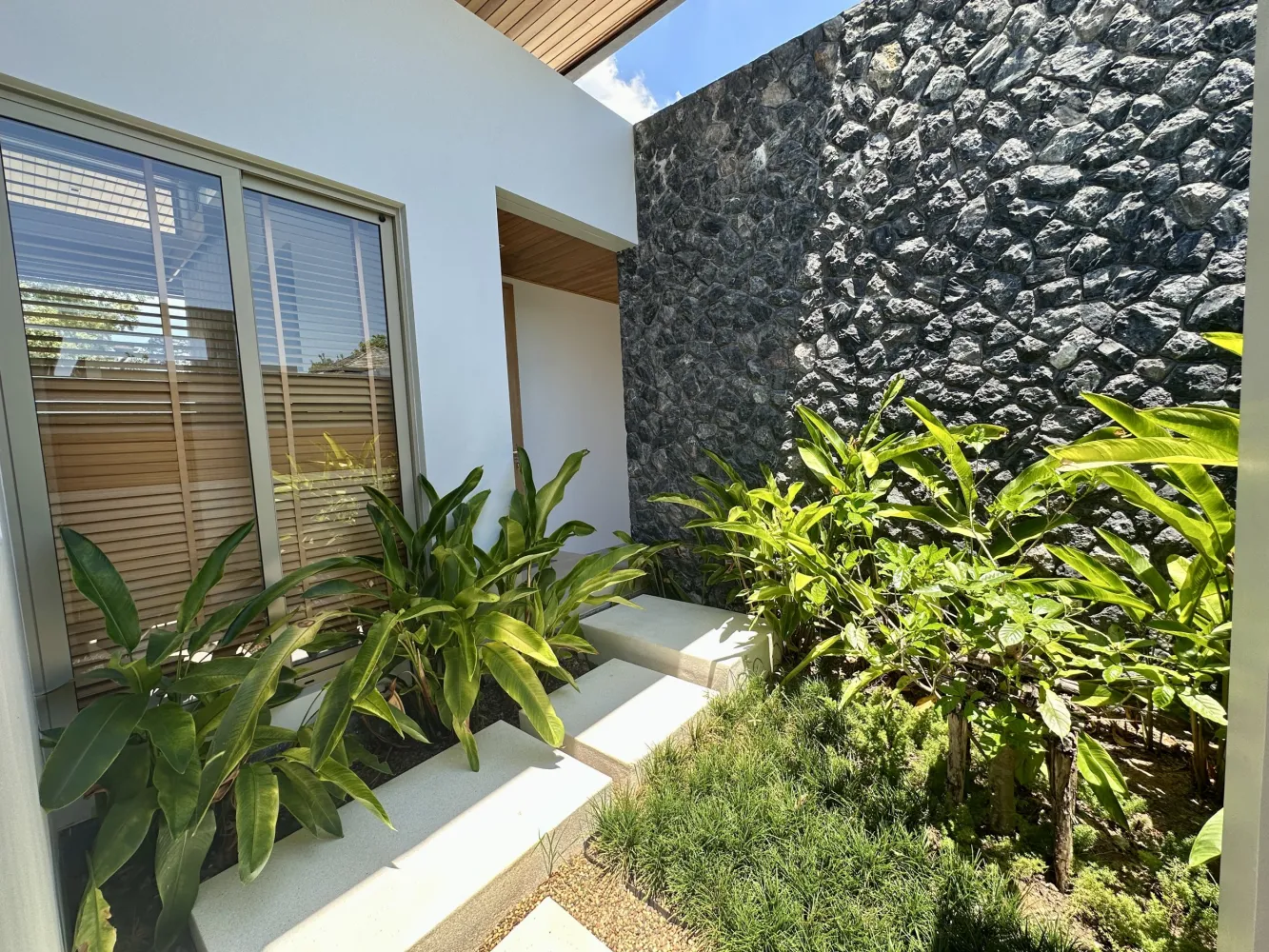 Property image - full photo 73
