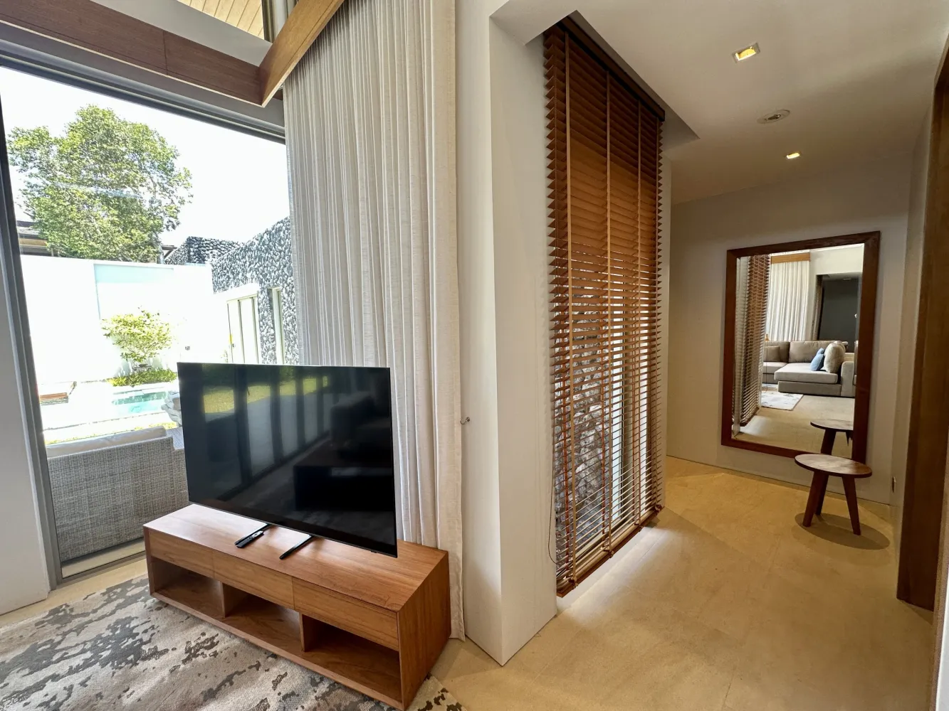 Property image - full photo 18