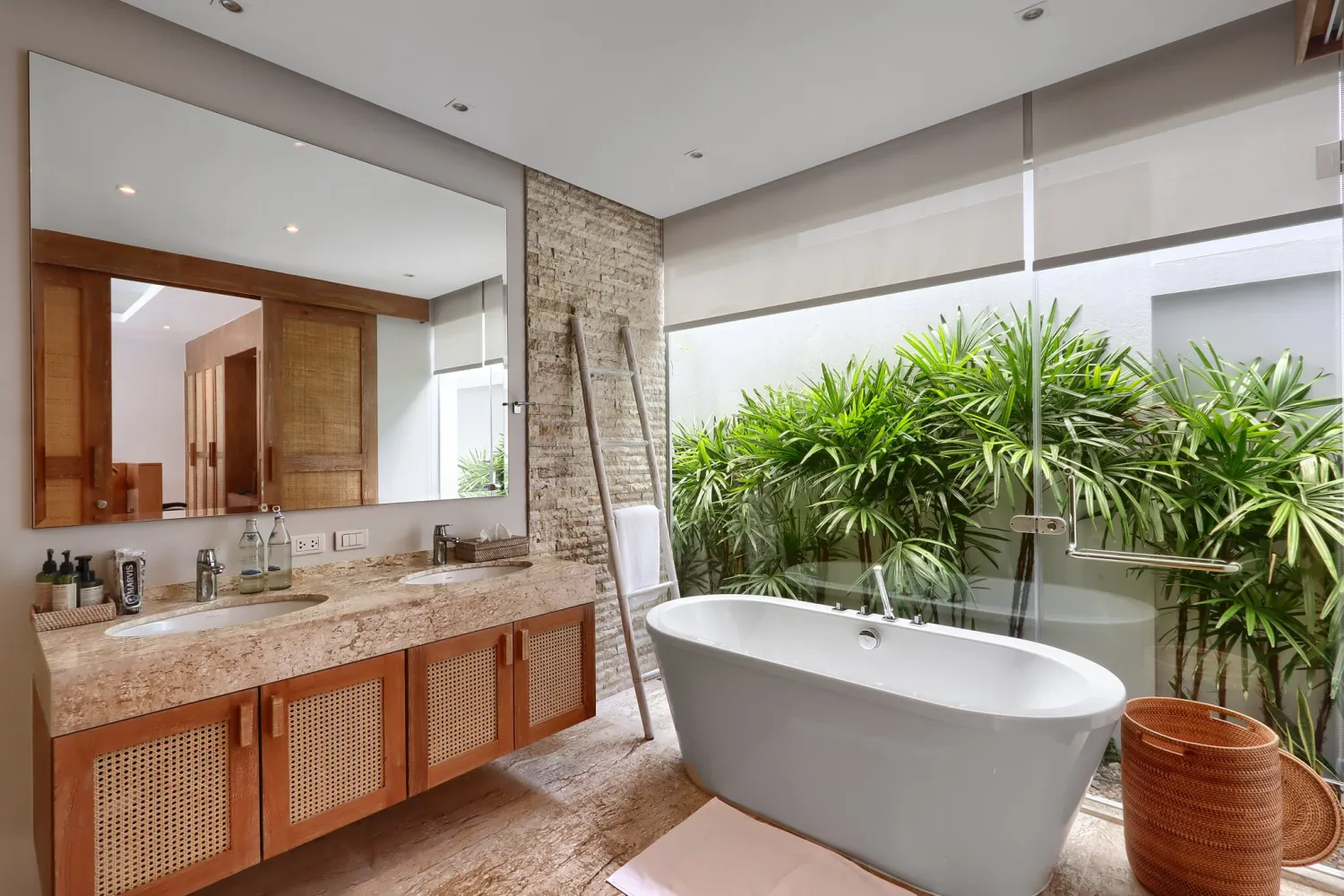 Property image - full photo 30
