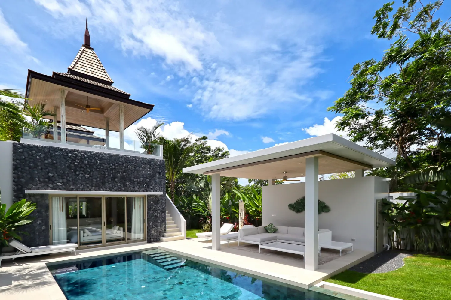 Property image - full photo 16