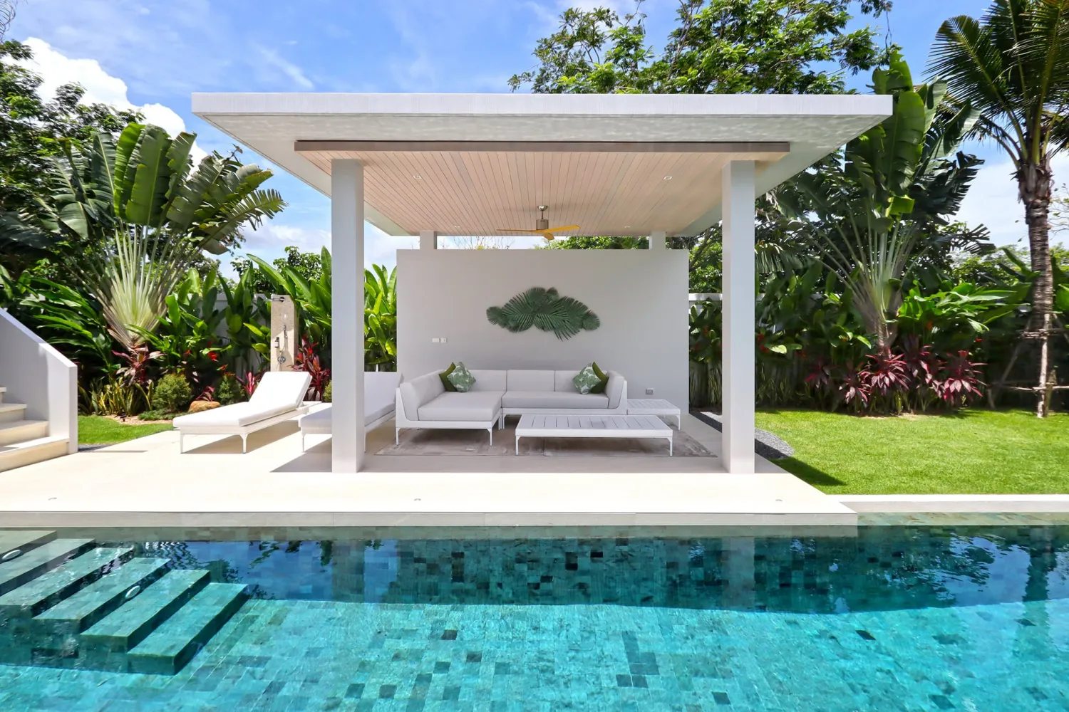 Property image - full photo 17