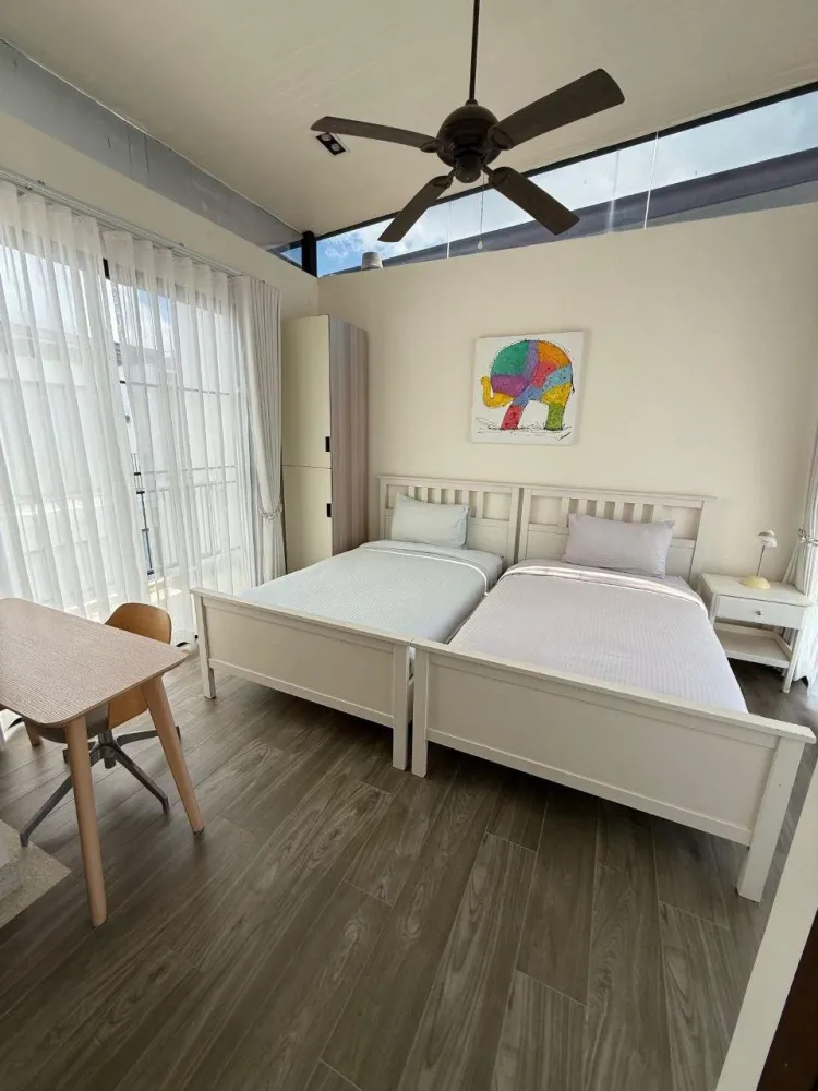 Property image - full photo 13
