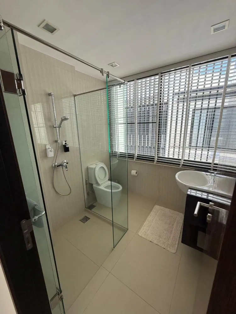 Property image - full photo 12