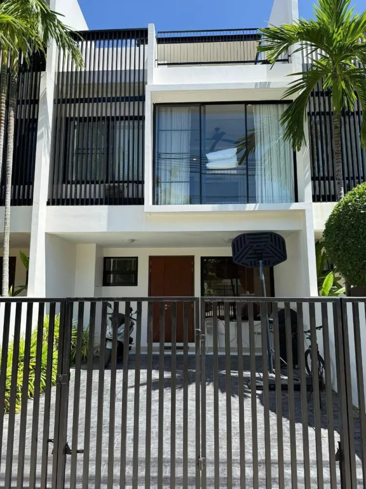 Property image - full photo 18
