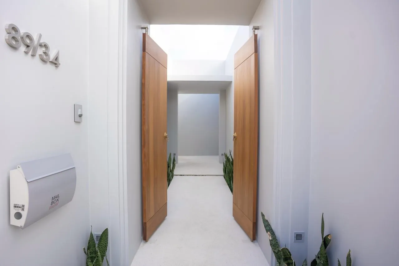 Property image - full photo 38