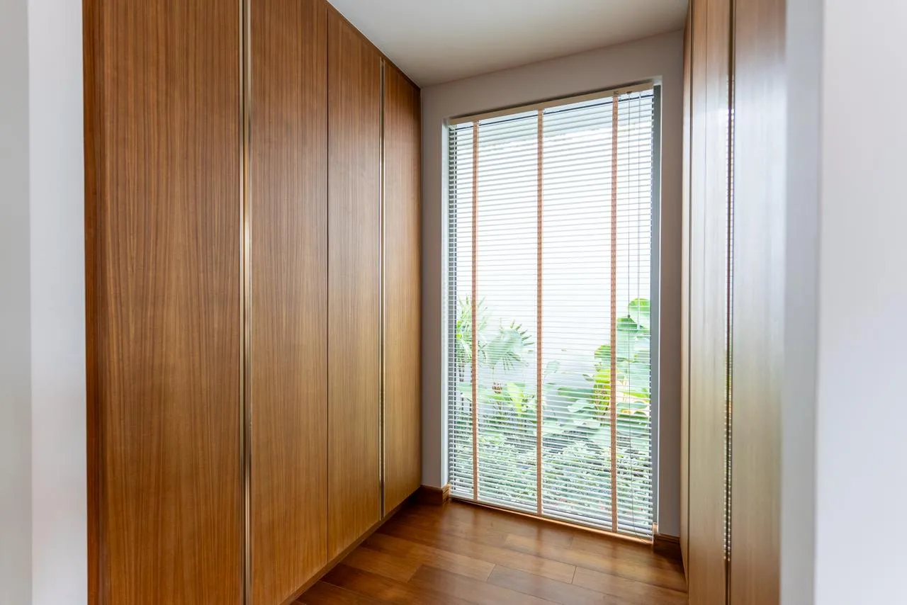 Property image - full photo 27