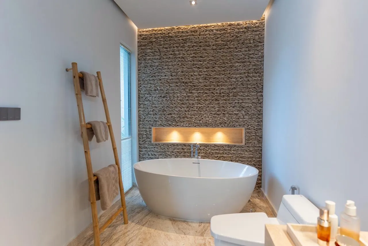 Property image - full photo 30