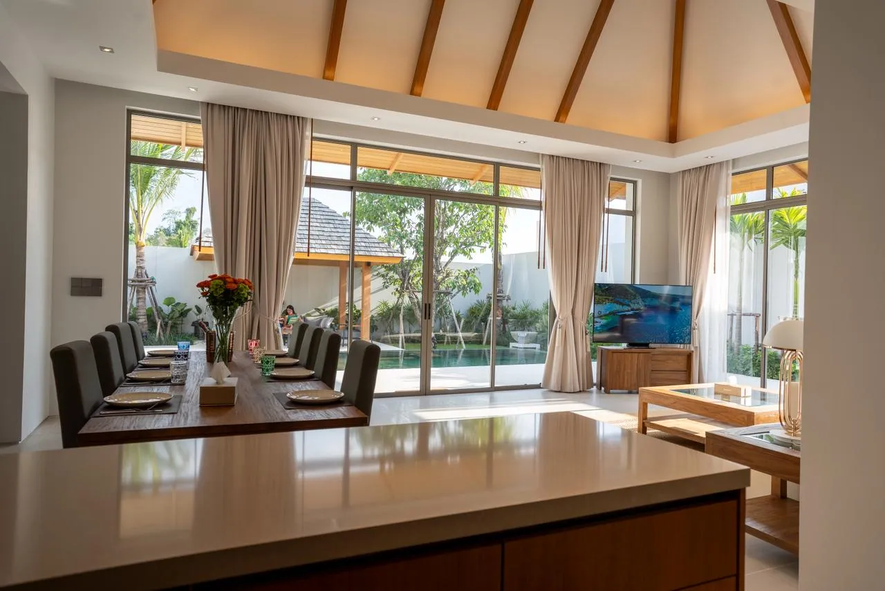 Property image - full photo 13