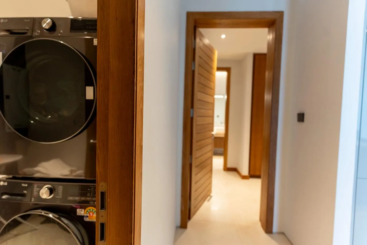 Property image - full photo 36