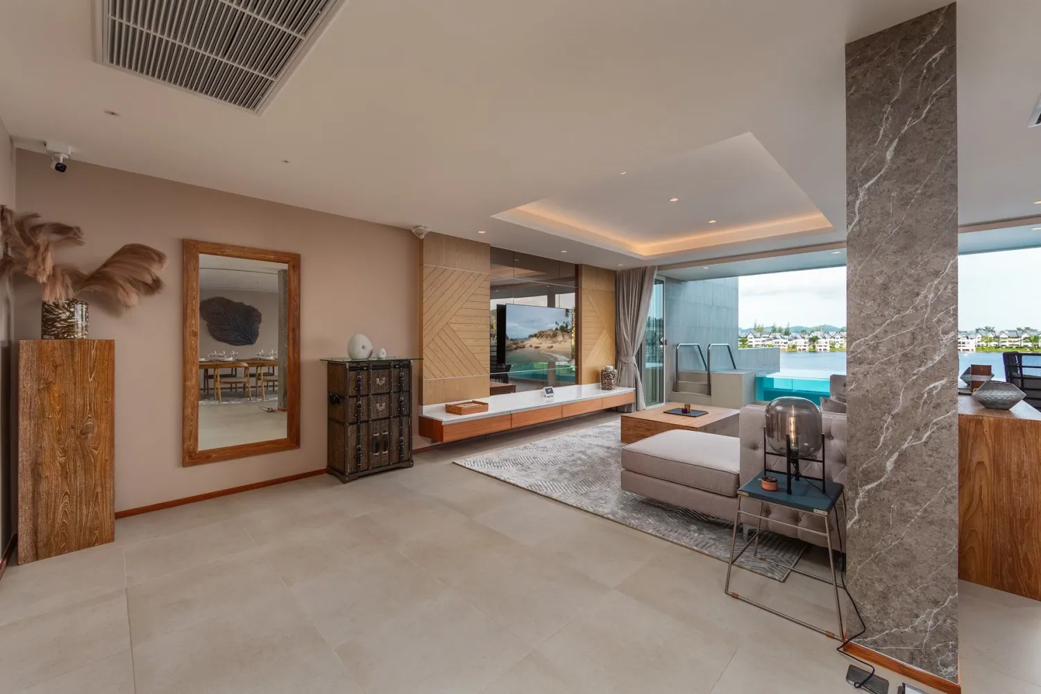Property image - full photo 7
