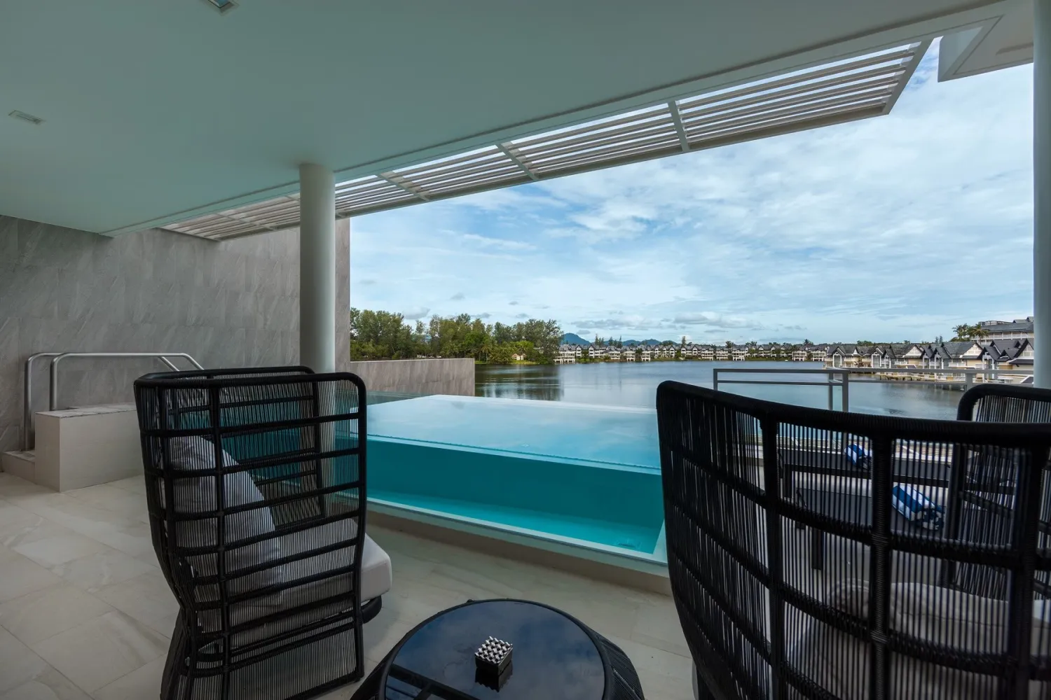 Property image - full photo 17