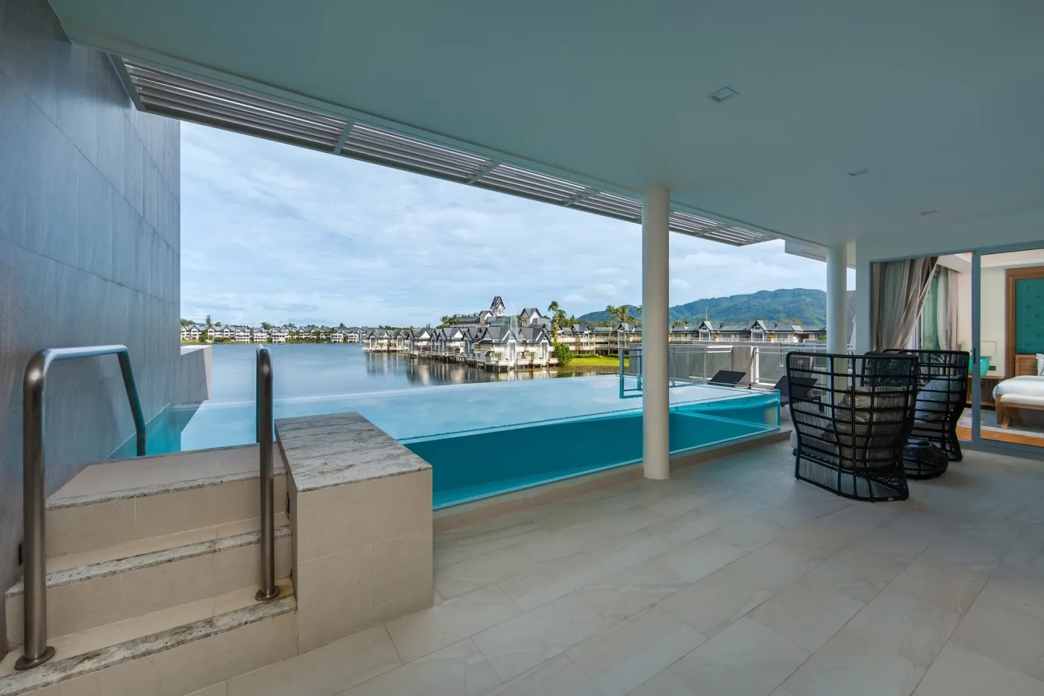 Property image - full photo 18