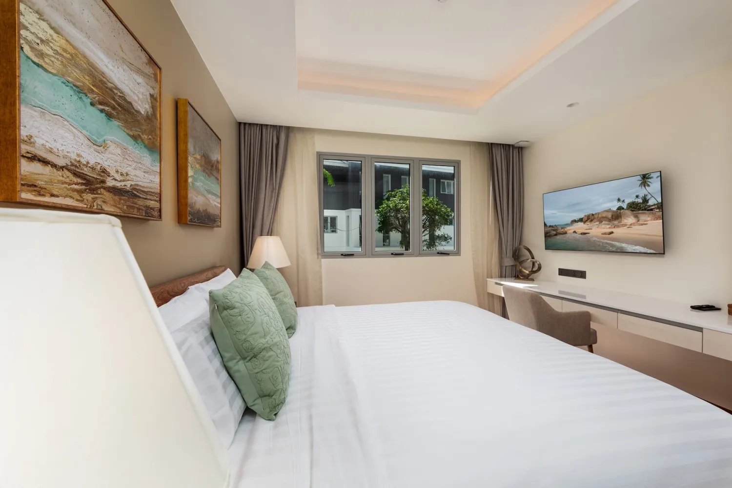 Property image - full photo 36