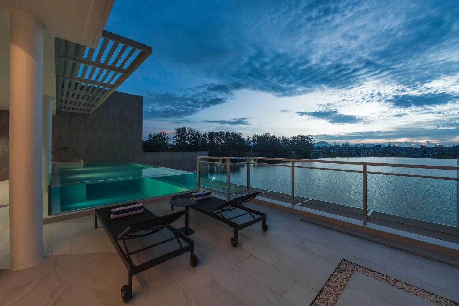 Property image - full photo 52