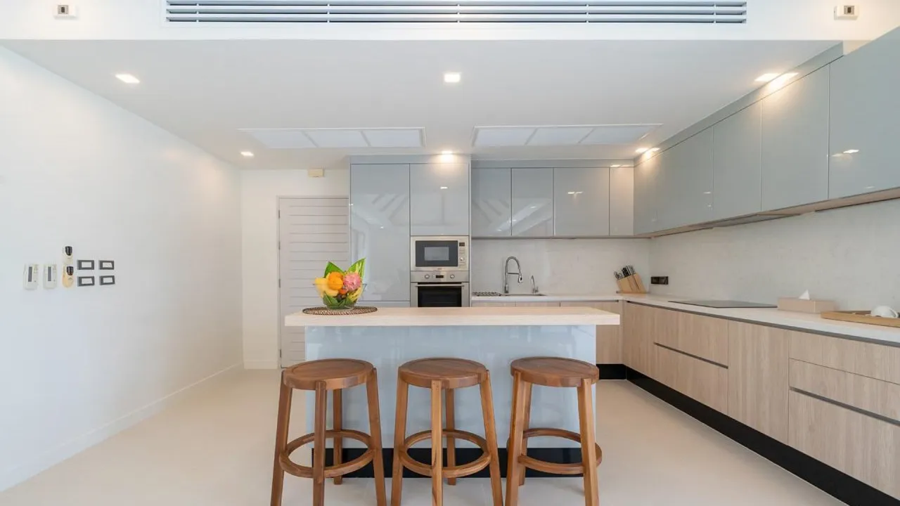 Property image - full photo 6