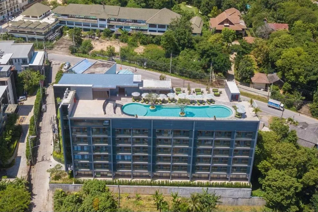 Property image - full photo 10