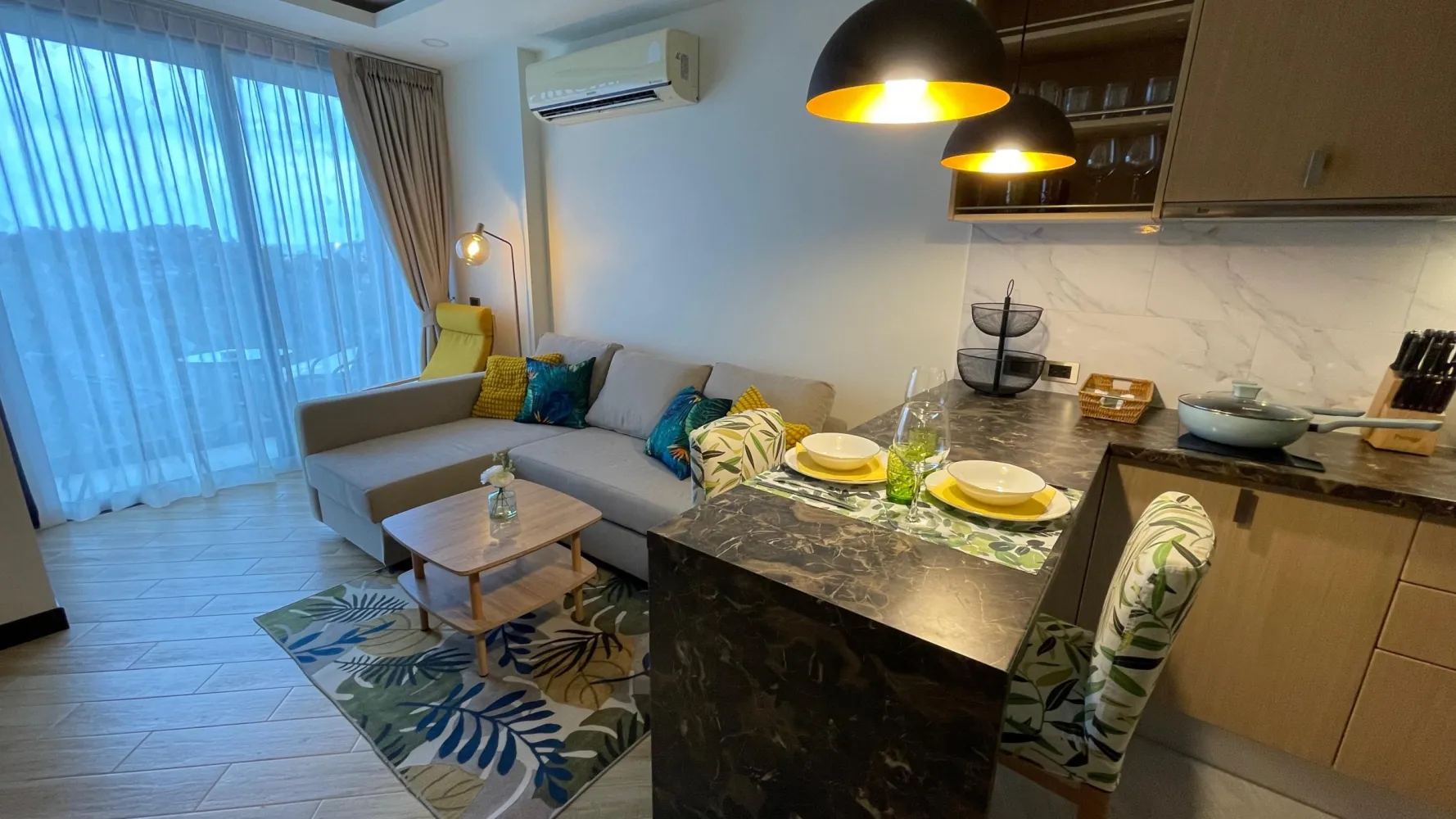 Property image - full photo 3