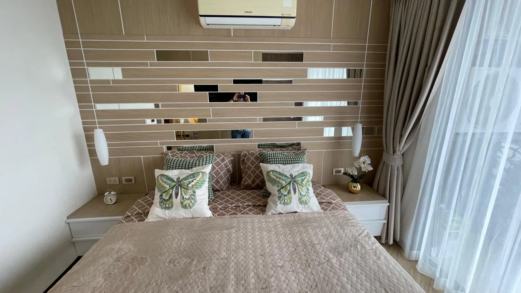 Property image - full photo 10