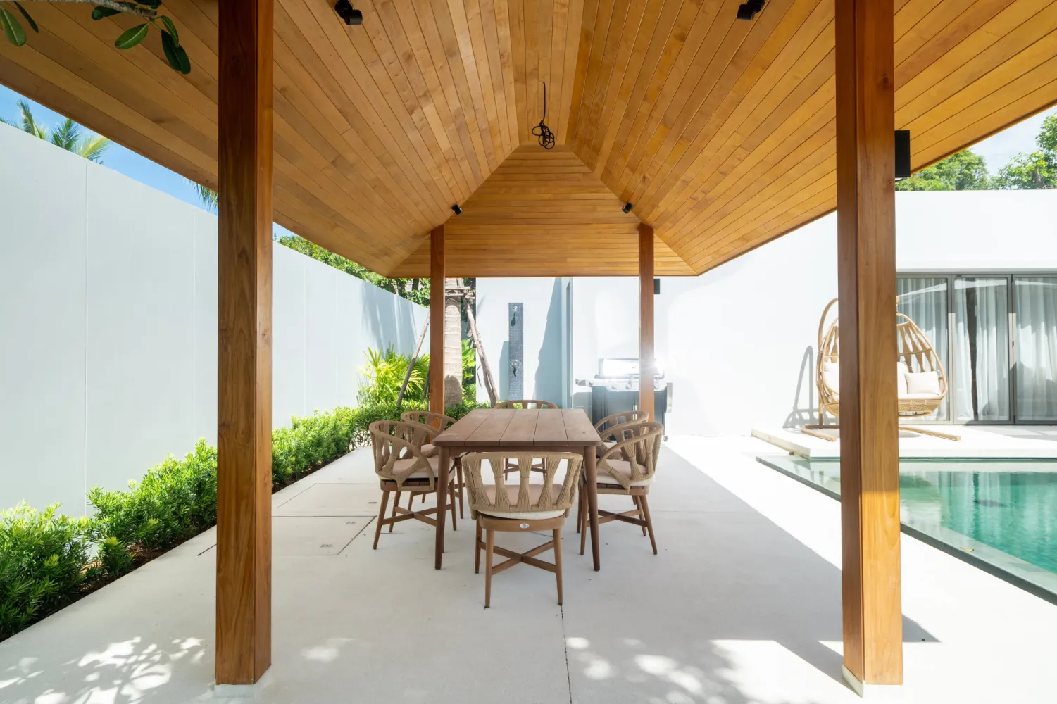Property image - full photo 37