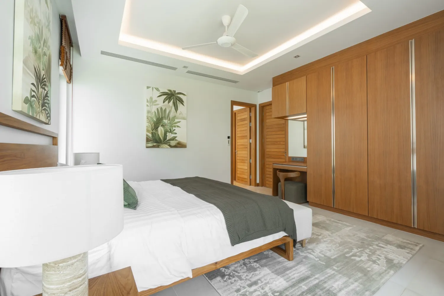 Property image - full photo 28