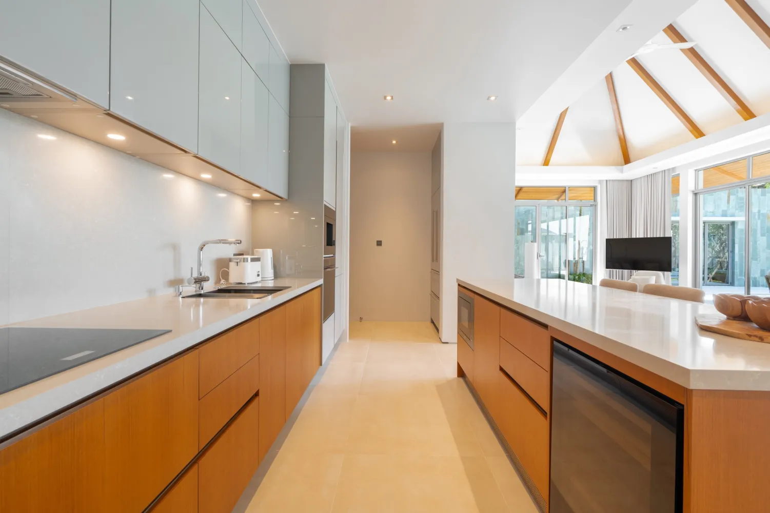 Property image - full photo 8