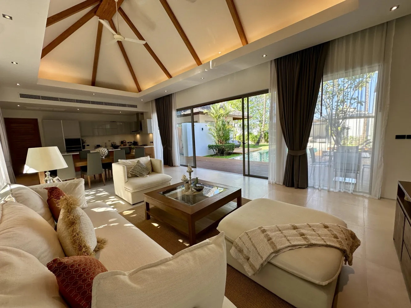 Property image - full photo 5