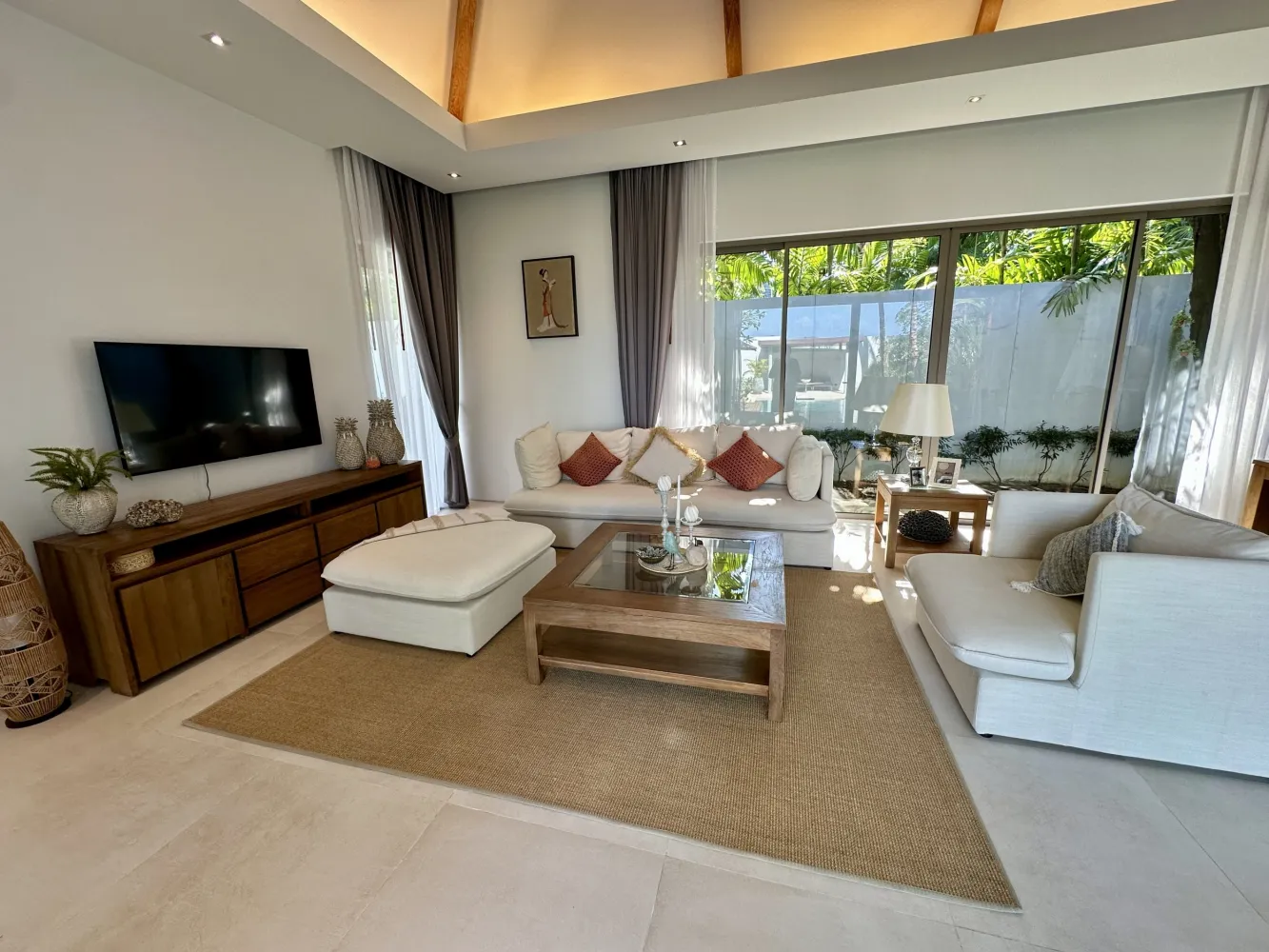 Property image - full photo 12