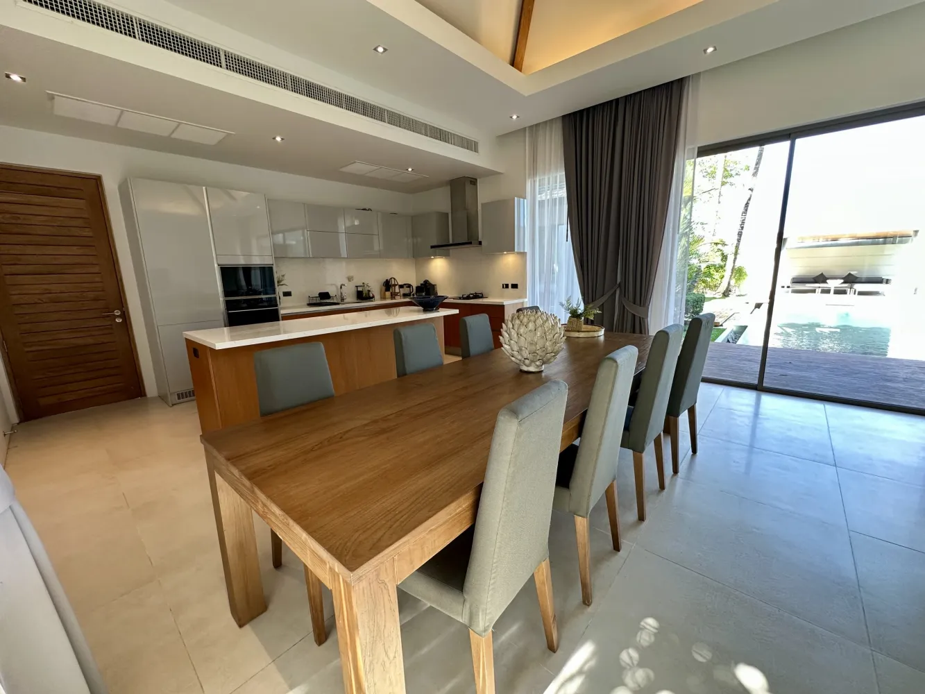 Property image - full photo 22