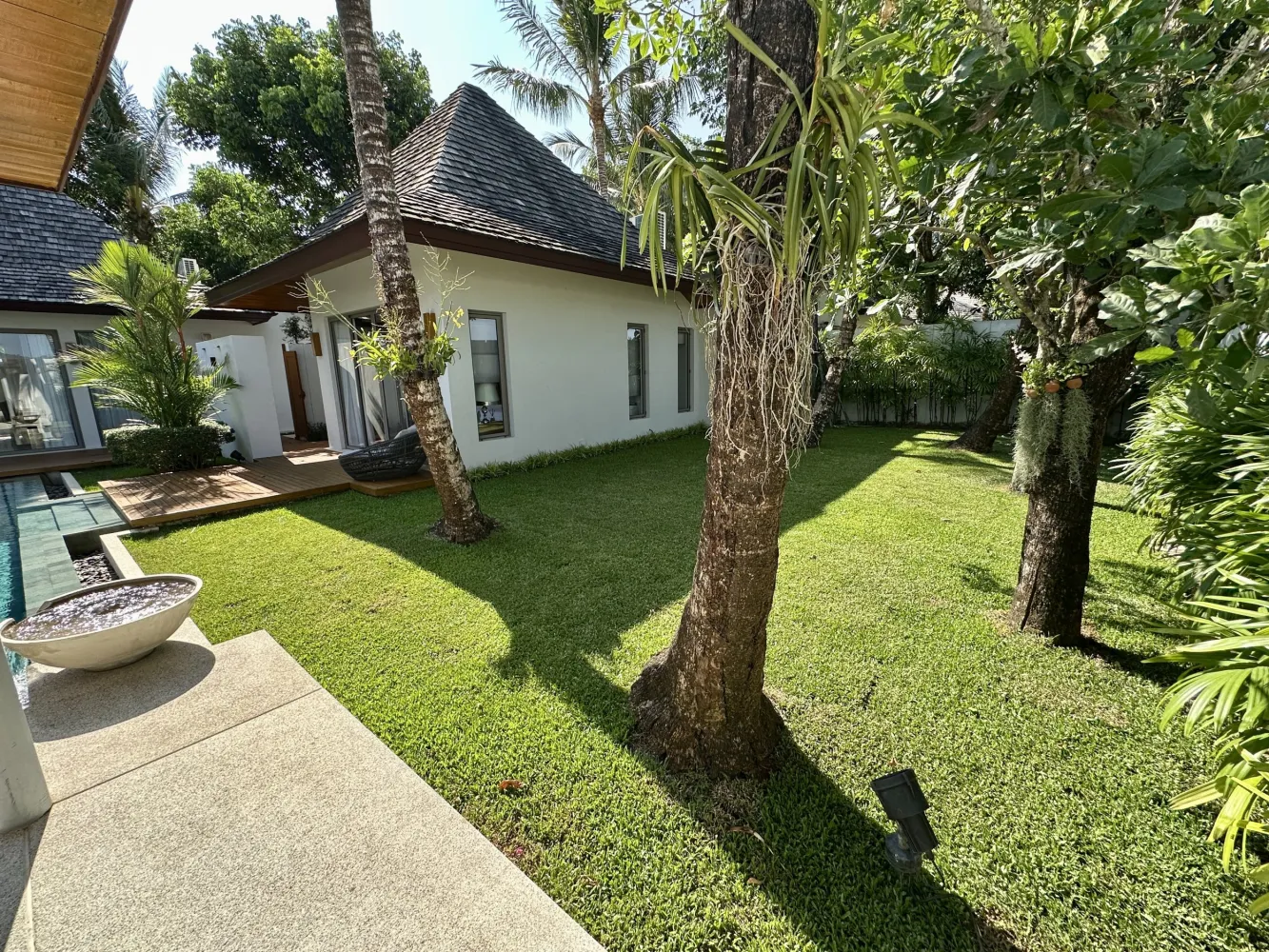 Property image - full photo 4