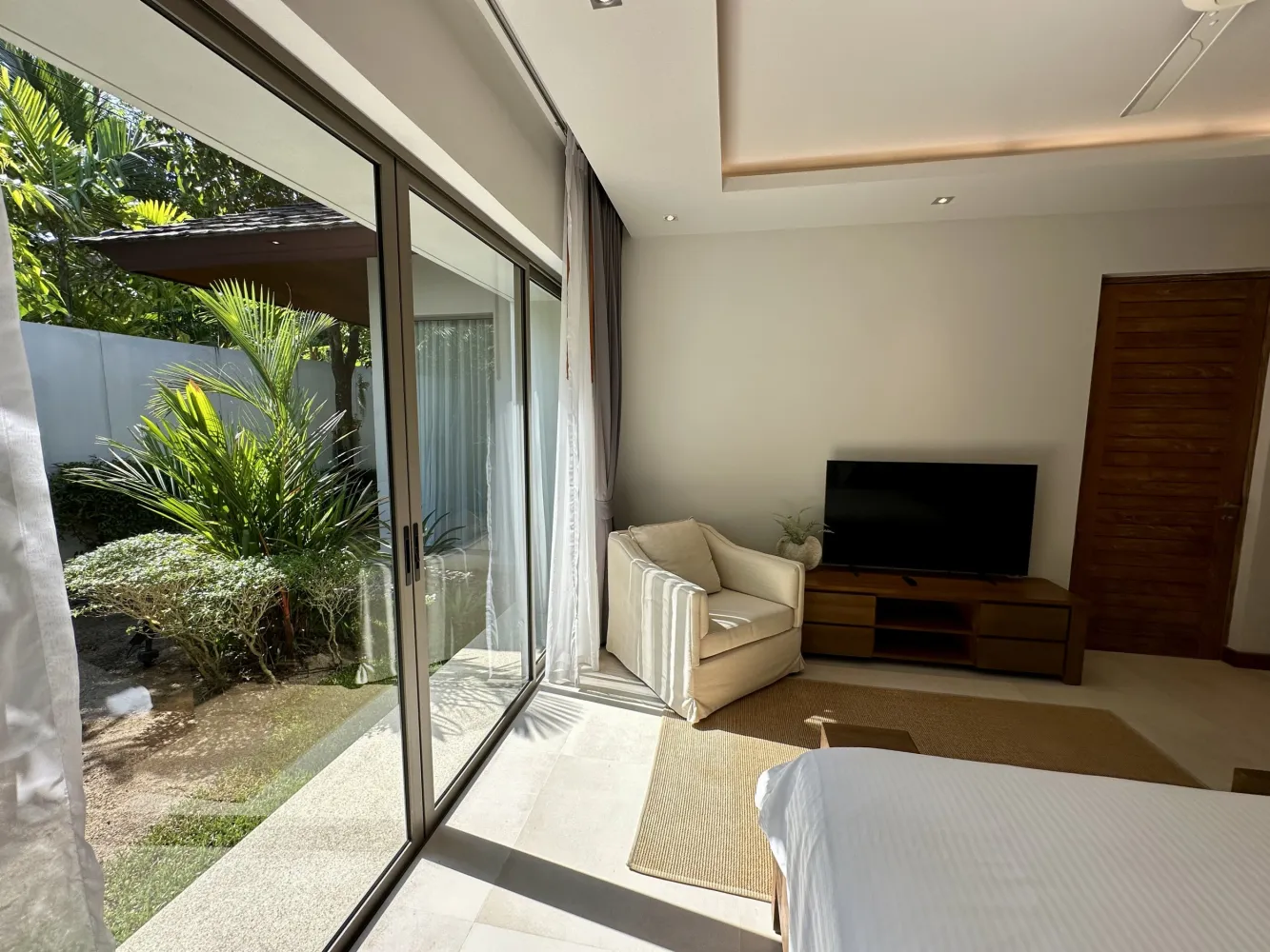 Property image - full photo 83