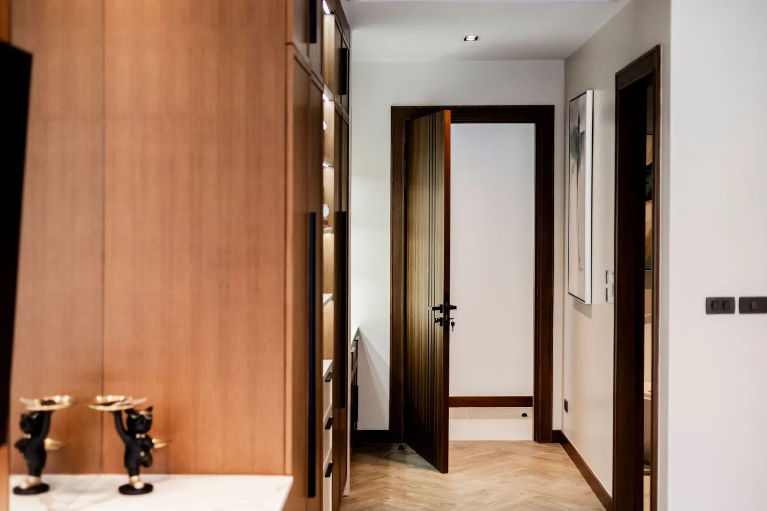 Property image - full photo 32