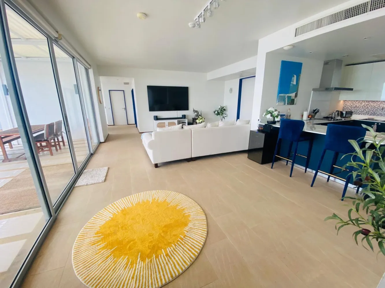 Property image - full photo 7