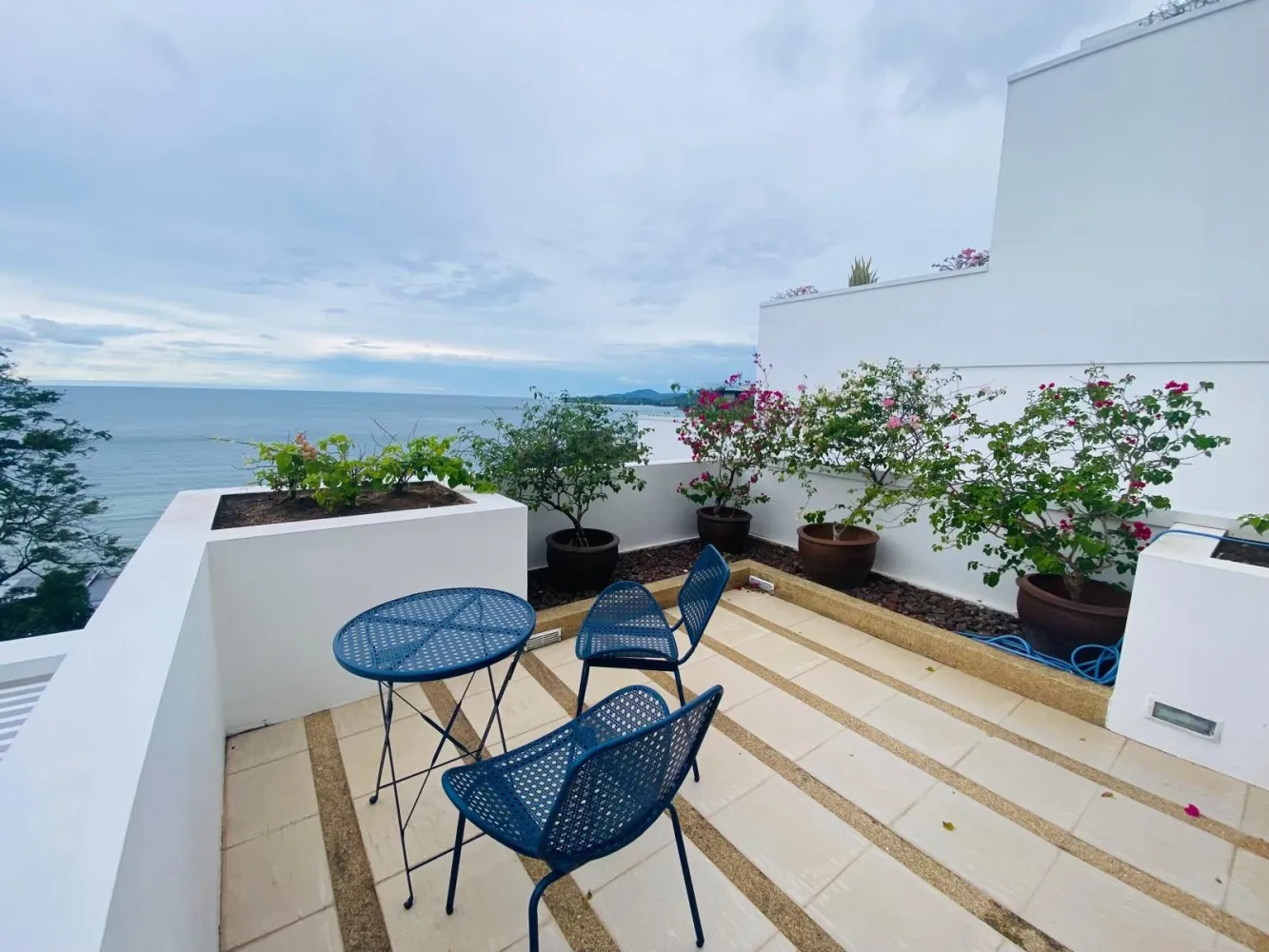 Property image - full photo 10
