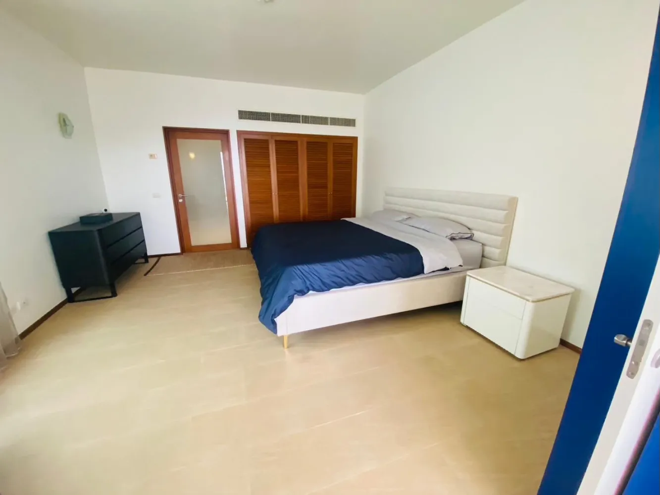 Property image - full photo 17