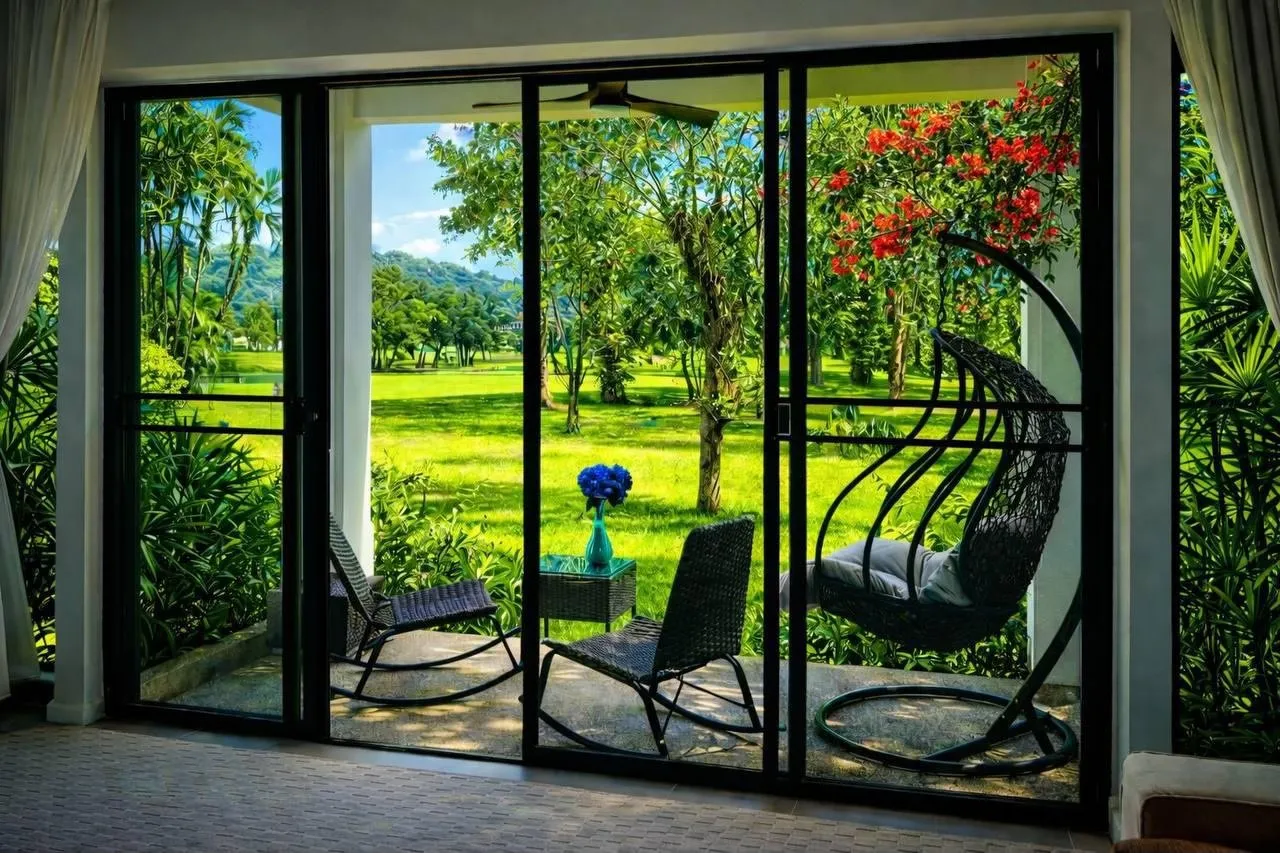 Property image - full photo 5