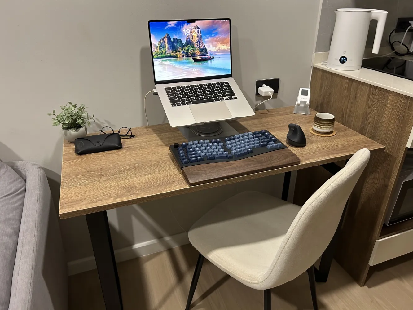 Property image - full photo 3