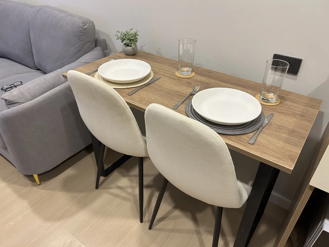 Property image - full photo 4