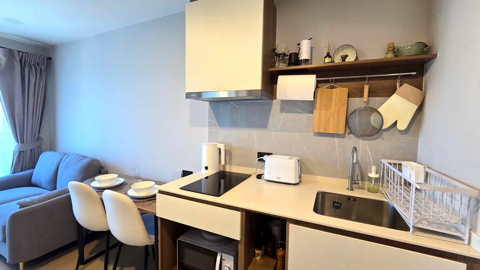 Property image - full photo 6