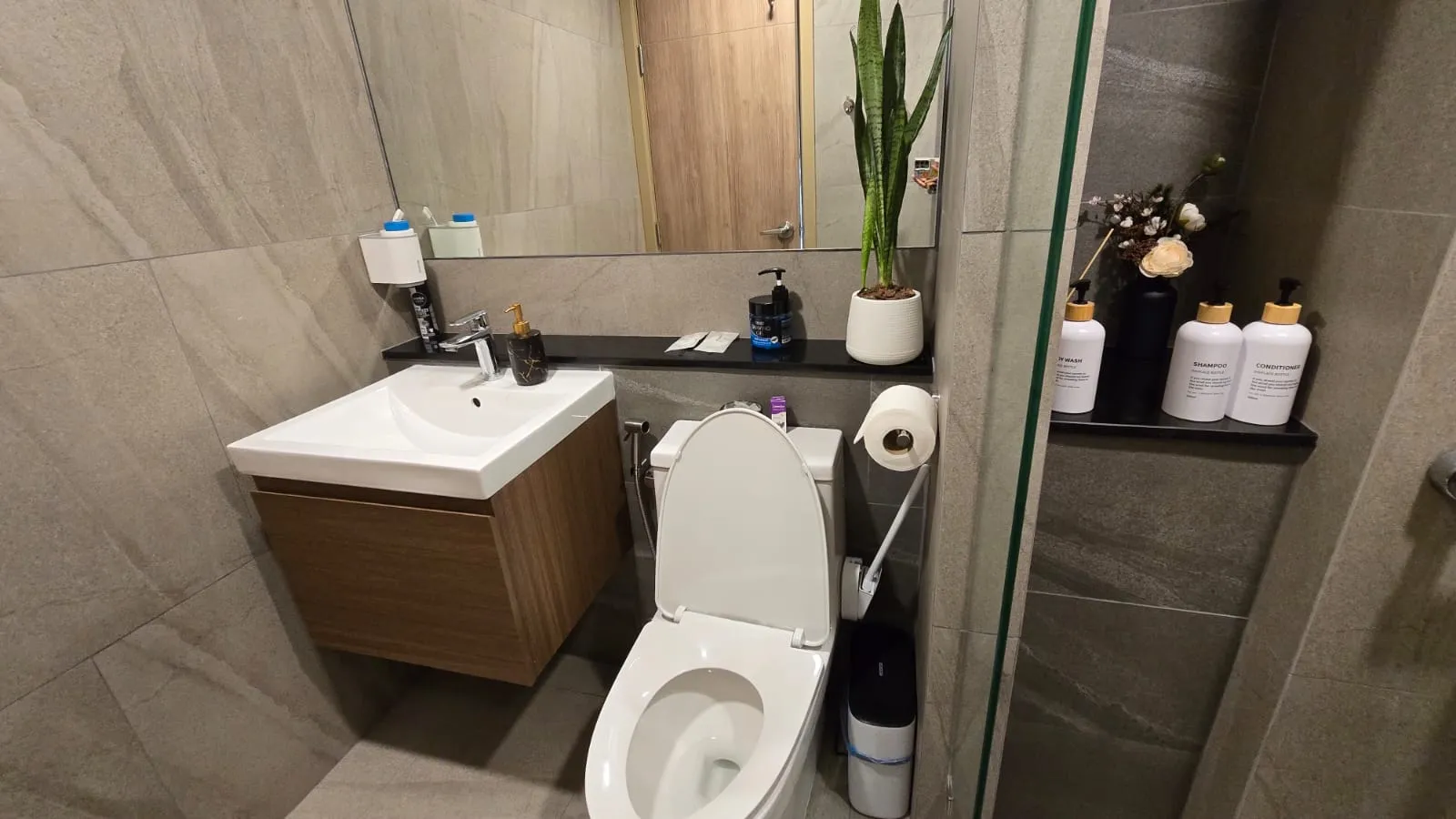Property image - full photo 18