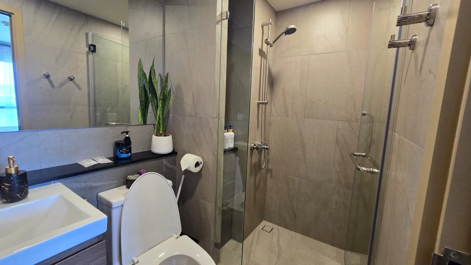 Property image - full photo 17